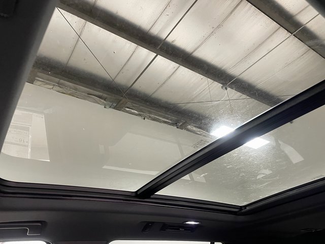 New 2026 Chevrolet Suburban Z71 w/ Comfort Package image 19