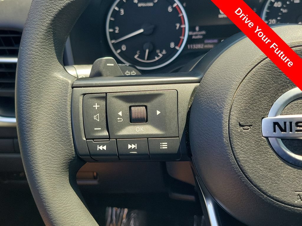 Used 2021 Nissan Rogue S FWD image 7