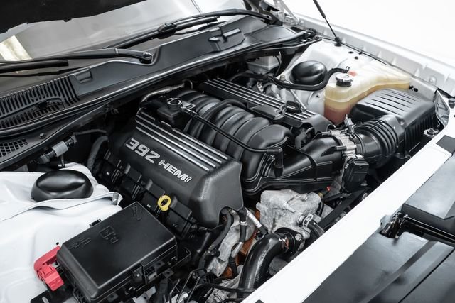 Used 2016 Dodge Challenger SRT w/ Technology Group image 34