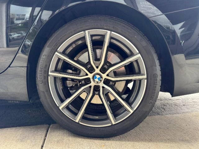 Used 2021 BMW 330e xDrive image 45