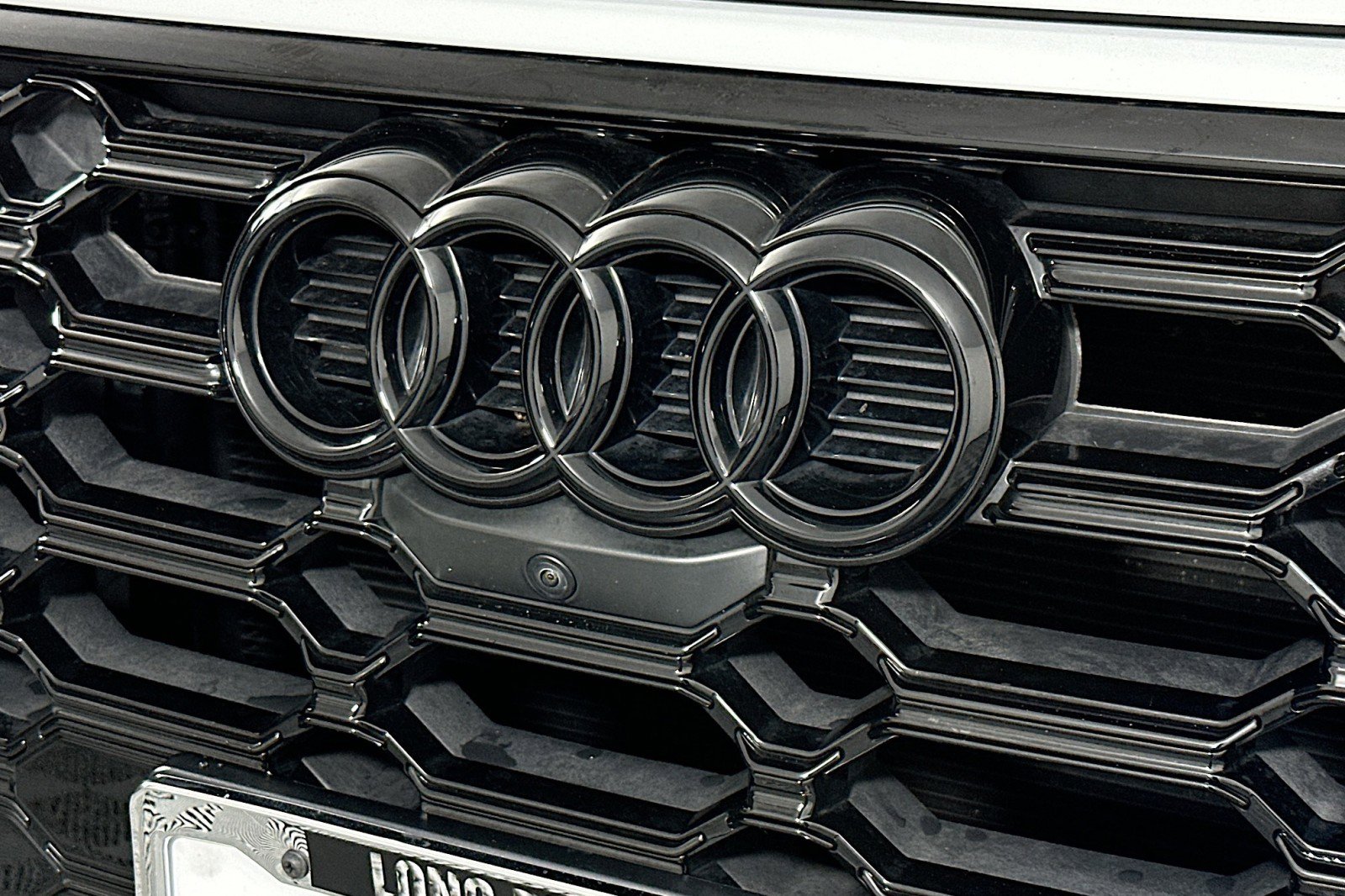 Used 2022 Audi SQ5 Prestige w/ Prestige Package image 15