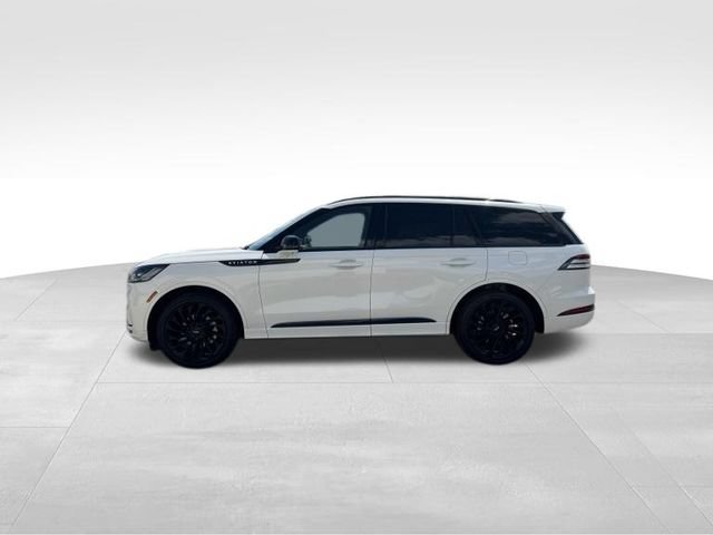 Used 2025 Lincoln Aviator Reserve w/ Equipment Group 201A AWD/4WD image 8