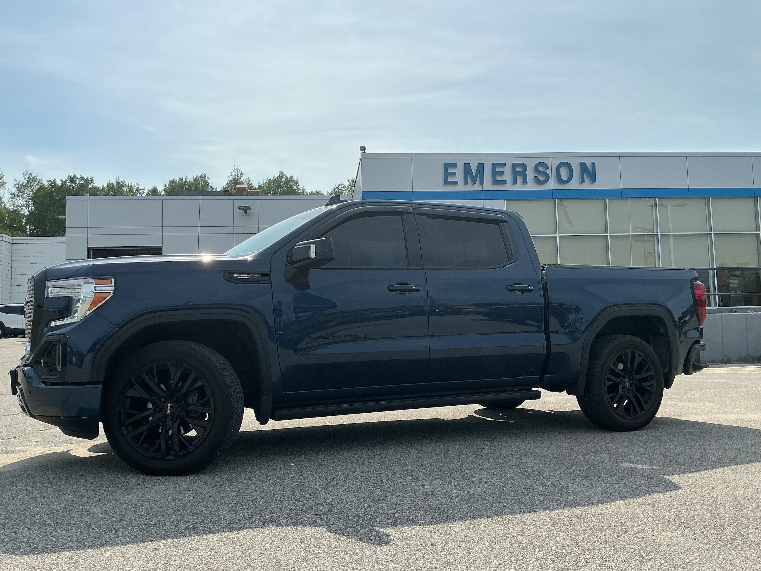 Used 2021 GMC Sierra 1500 Denali w/ Denali Ultimate Package AWD/4WD image 1