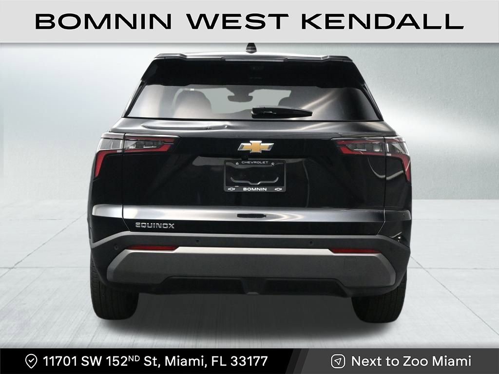 Used 2025 Chevrolet Equinox LT w/ Safety and Technology Package image 4