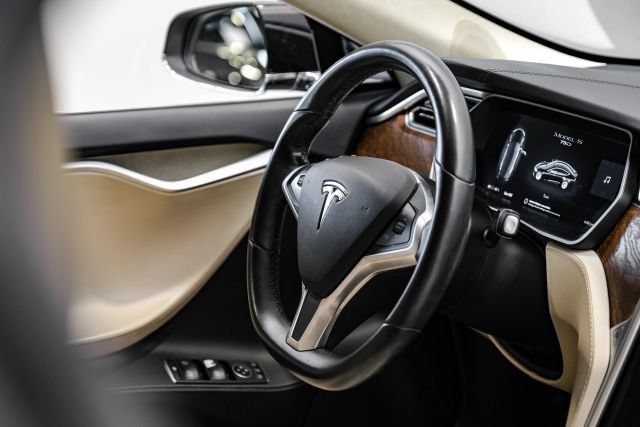 Used 2018 Tesla Model S 75D AWD/4WD image 22