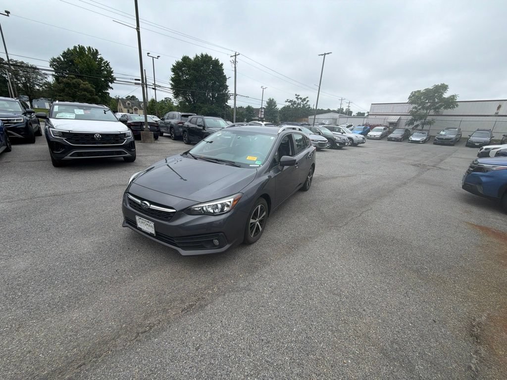 Used 2022 Subaru Impreza 2.0i Premium AWD/4WD image 3