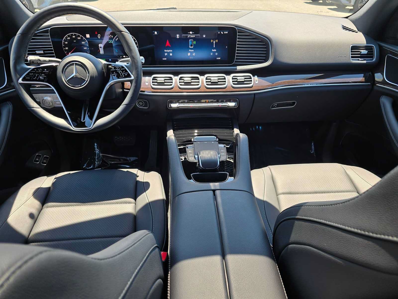 Used 2025 Mercedes-Benz GLE 450e 4MATIC image 19