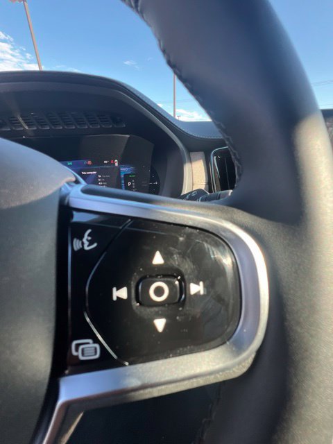 New 2026 Volvo XC90 T8 Ultra w/ Lounge Package AWD/4WD image 12