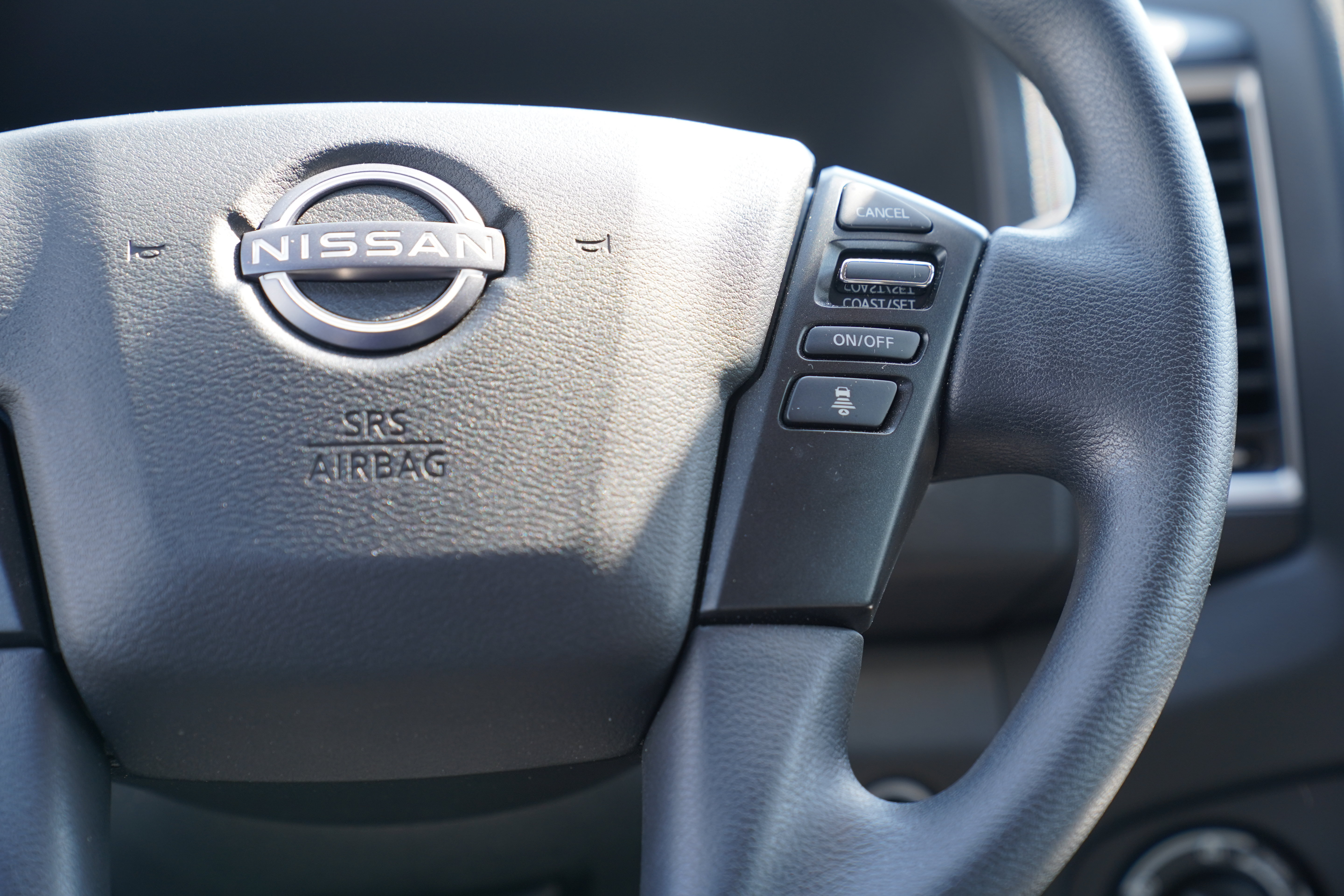 Used 2024 Nissan Frontier SV w/ Technology Package AWD/4WD image 19