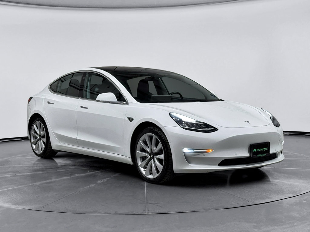 Used 2018 Tesla Model 3 Long Range image 4