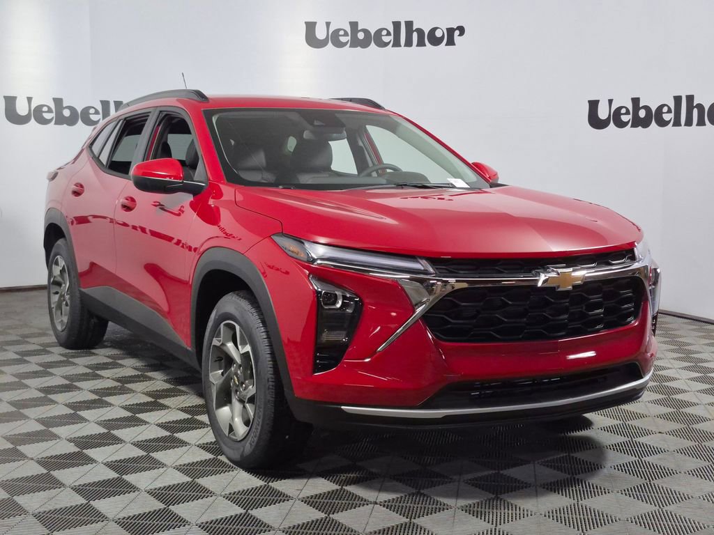 New 2026 Chevrolet Trax LT w/ Driver Confidence Package