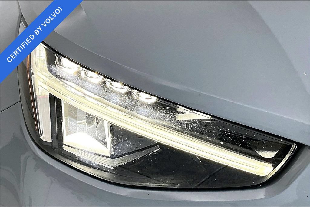 Used 2024 Volvo XC40 B5 Core w/ Protection Package Premier AWD/4WD image 32
