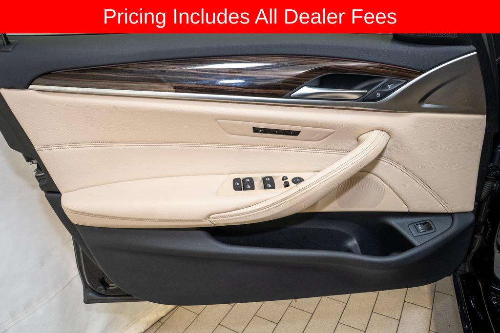 Used 2020 BMW 540i w/ Premium Package RWD image 13