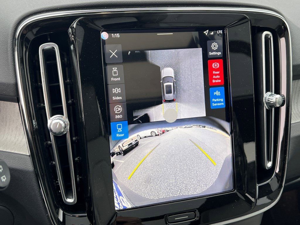 New 2026 Volvo EX40 Plus w/ Climate Package image 22