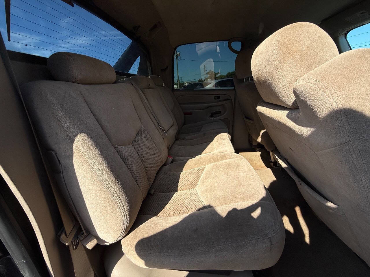 Used 2005 Chevrolet Avalanche LS w/ Chrome Exterior Package image 21