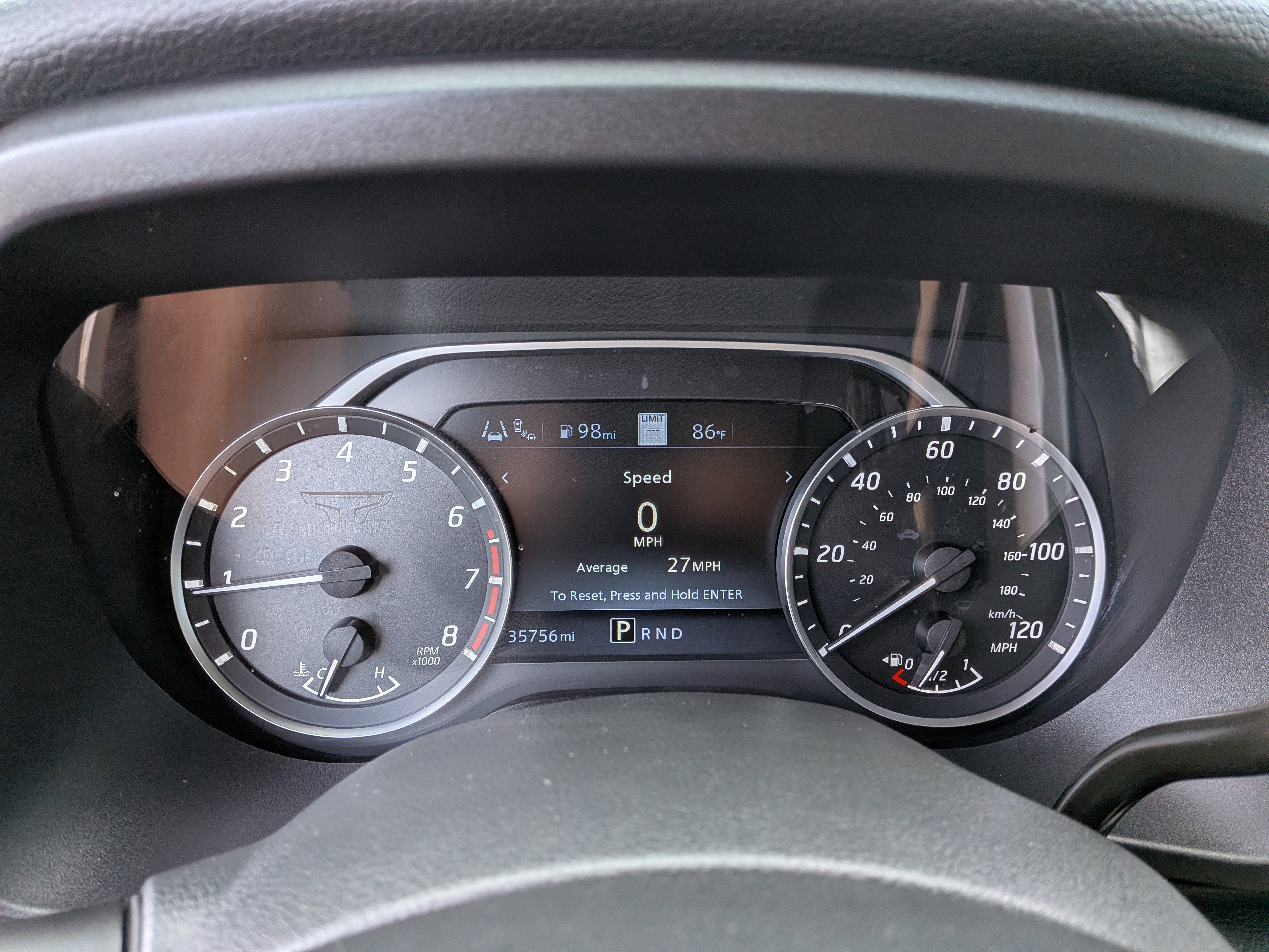 Used 2021 Nissan Titan SV w/ SV Convenience Package image 27