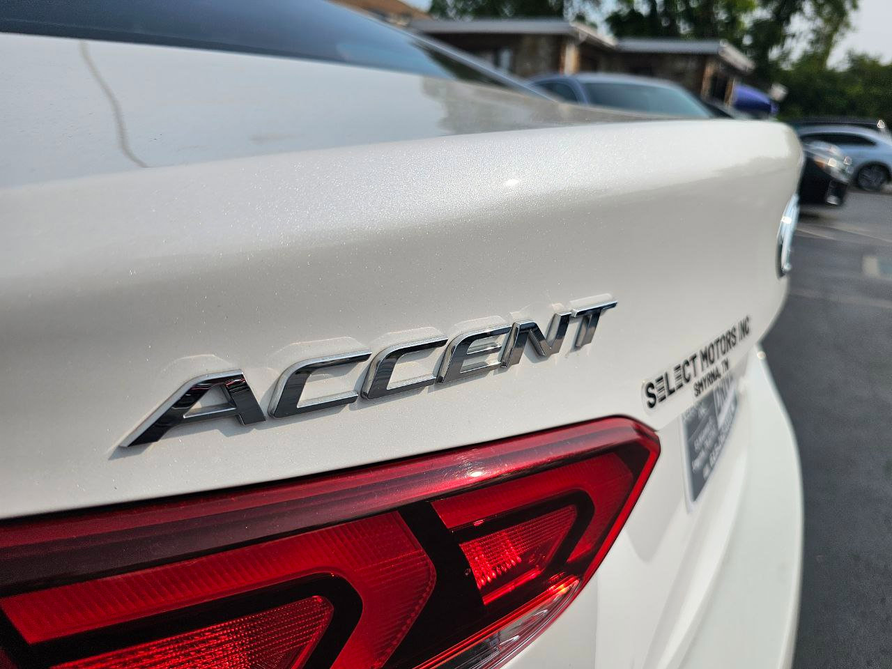 Used 2020 Hyundai Accent Limited image 9