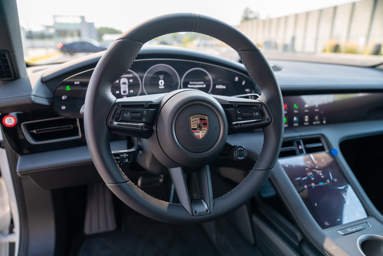Certified 2025 Porsche Taycan 4S AWD/4WD image 13