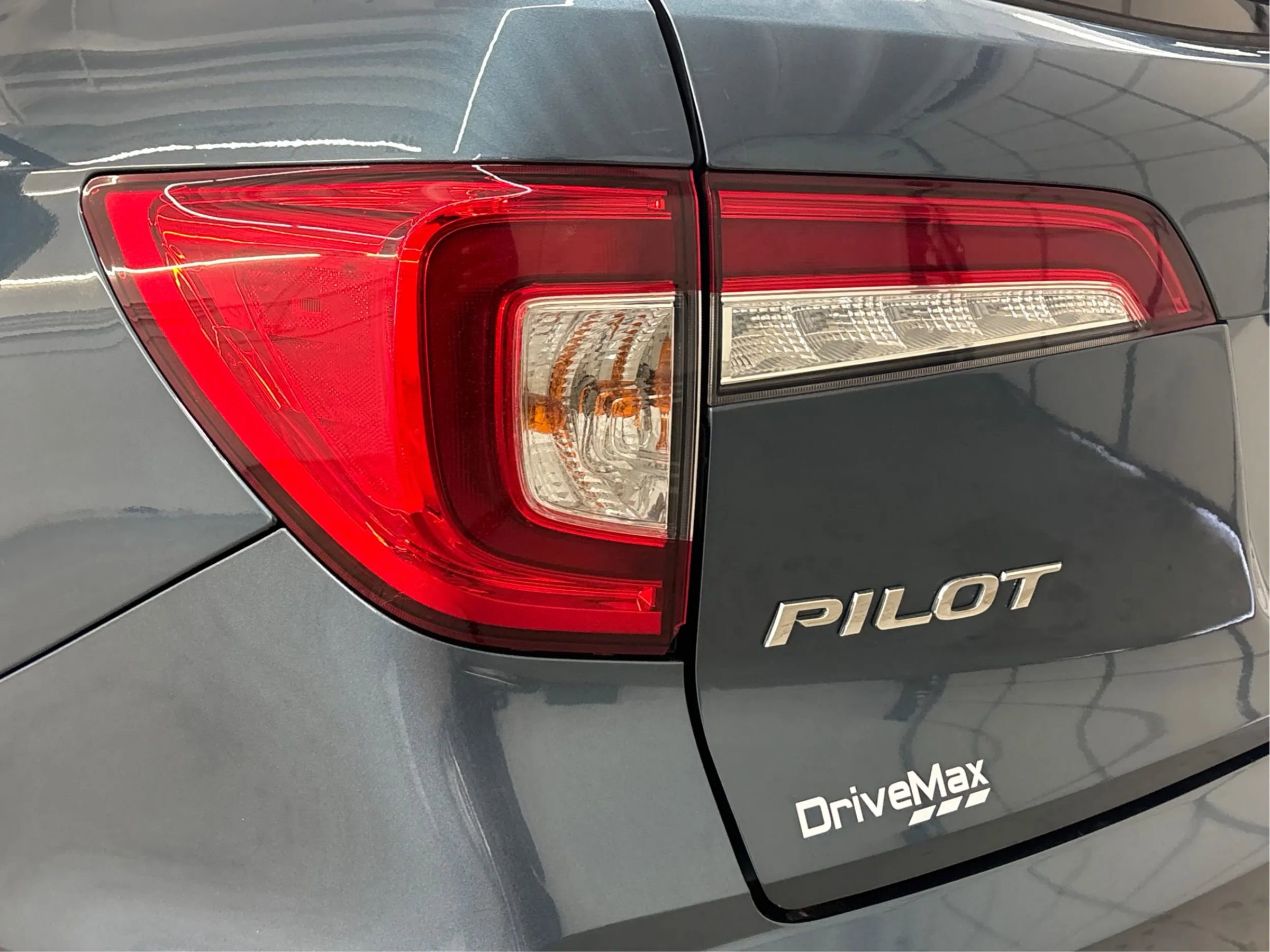 Used 2021 Honda Pilot EX image 34