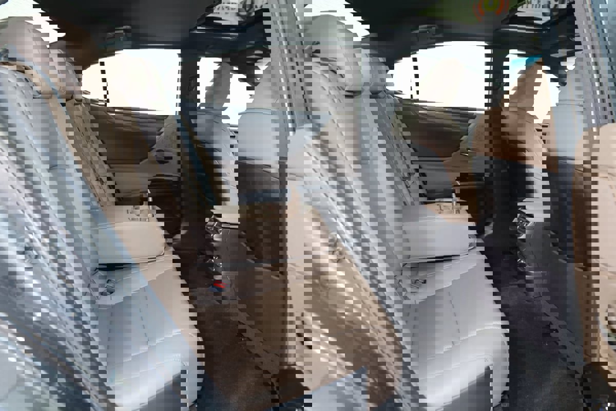 Used 2023 Lexus ES 350 image 13