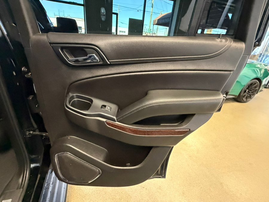 Used 2019 GMC Yukon SLT w/ Graphite Performance Edition image 37