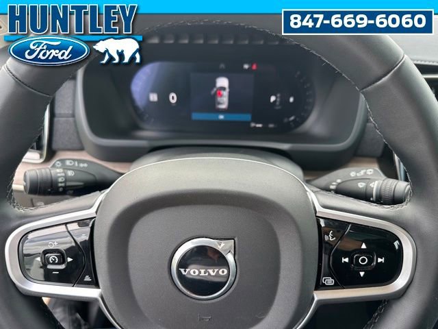 Used 2025 Volvo XC90 B6 Plus AWD/4WD image 31