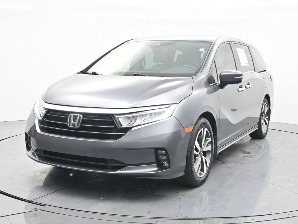 Used 2022 Honda Odyssey Touring image 2