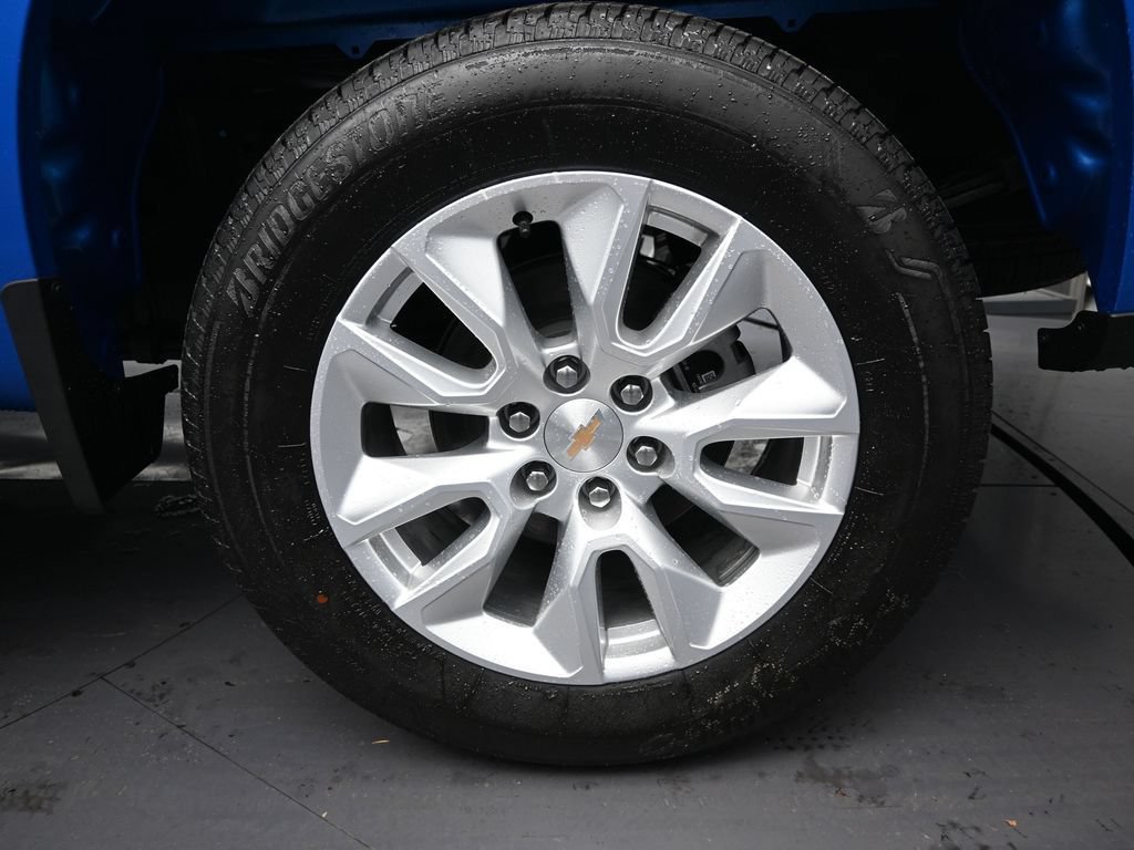 Used 2026 Chevrolet Silverado 1500 Custom RWD image 10