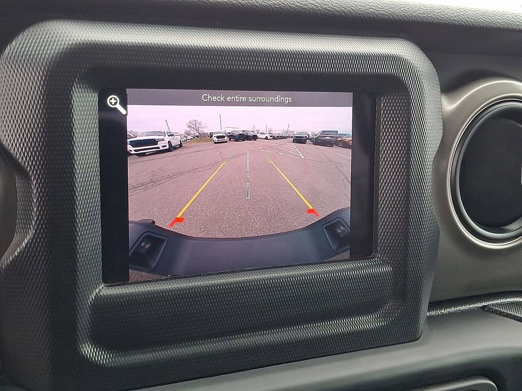 Used 2022 Jeep Gladiator Sport AWD/4WD image 4