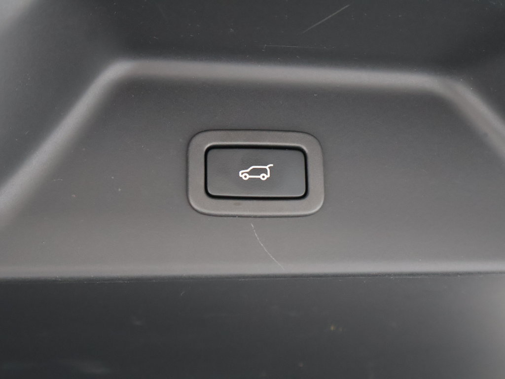 Used 2016 Land Rover Range Rover HSE AWD/4WD image 16