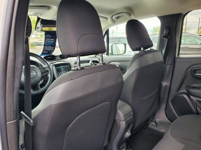 Used 2020 Jeep Renegade Altitude AWD/4WD image 25