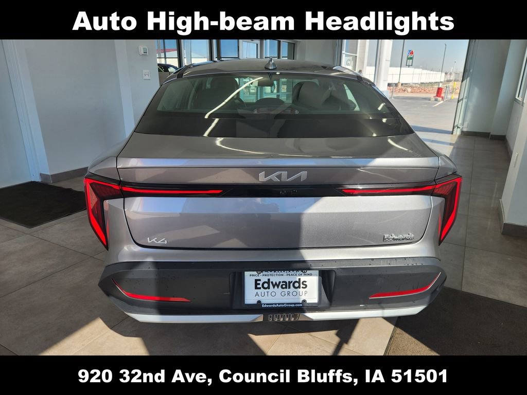 Used 2025 Kia K4 LXS FWD image 7