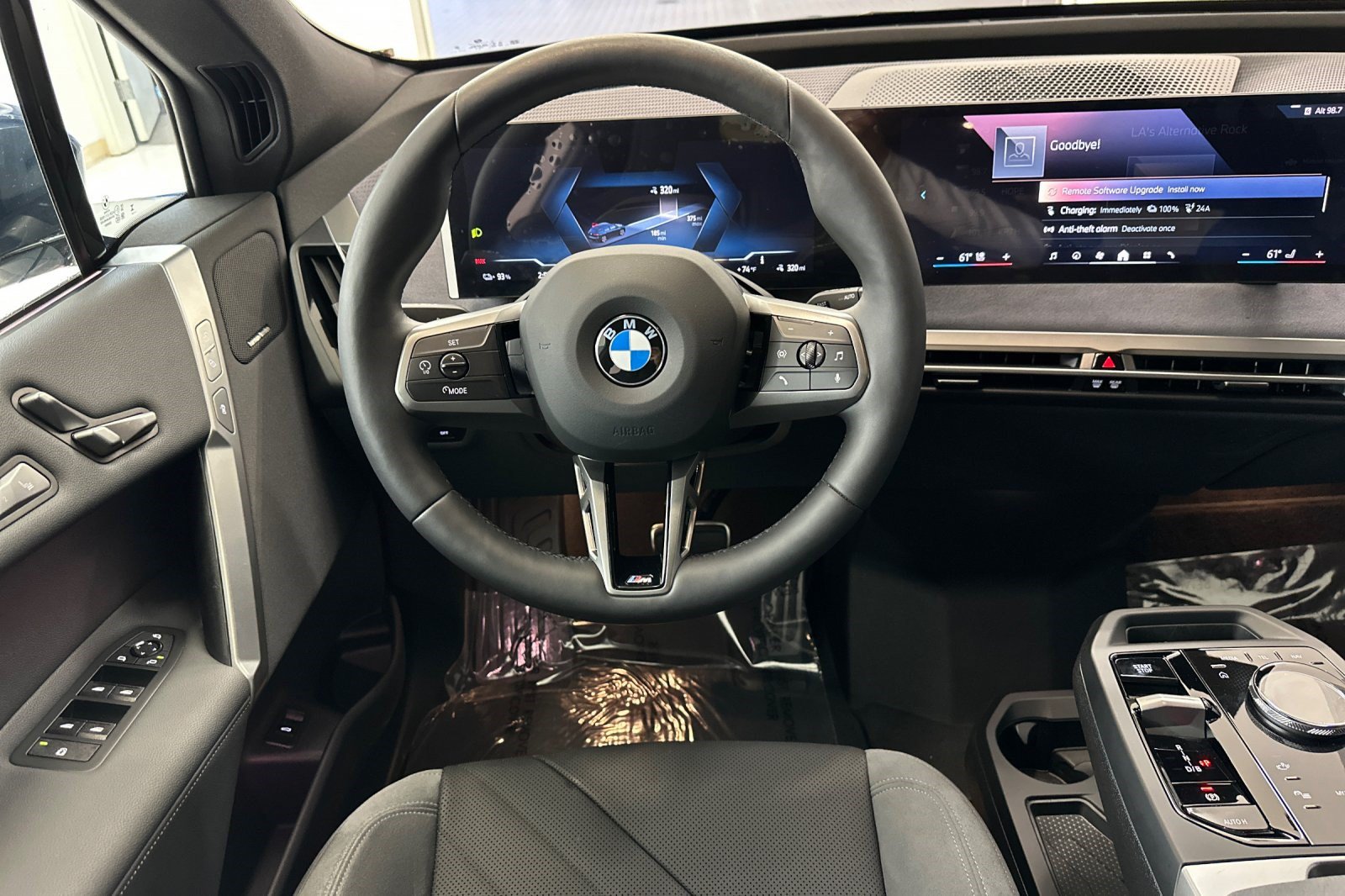 Used 2026 BMW iX xDrive60 w/ M Sport Package AWD/4WD image 29