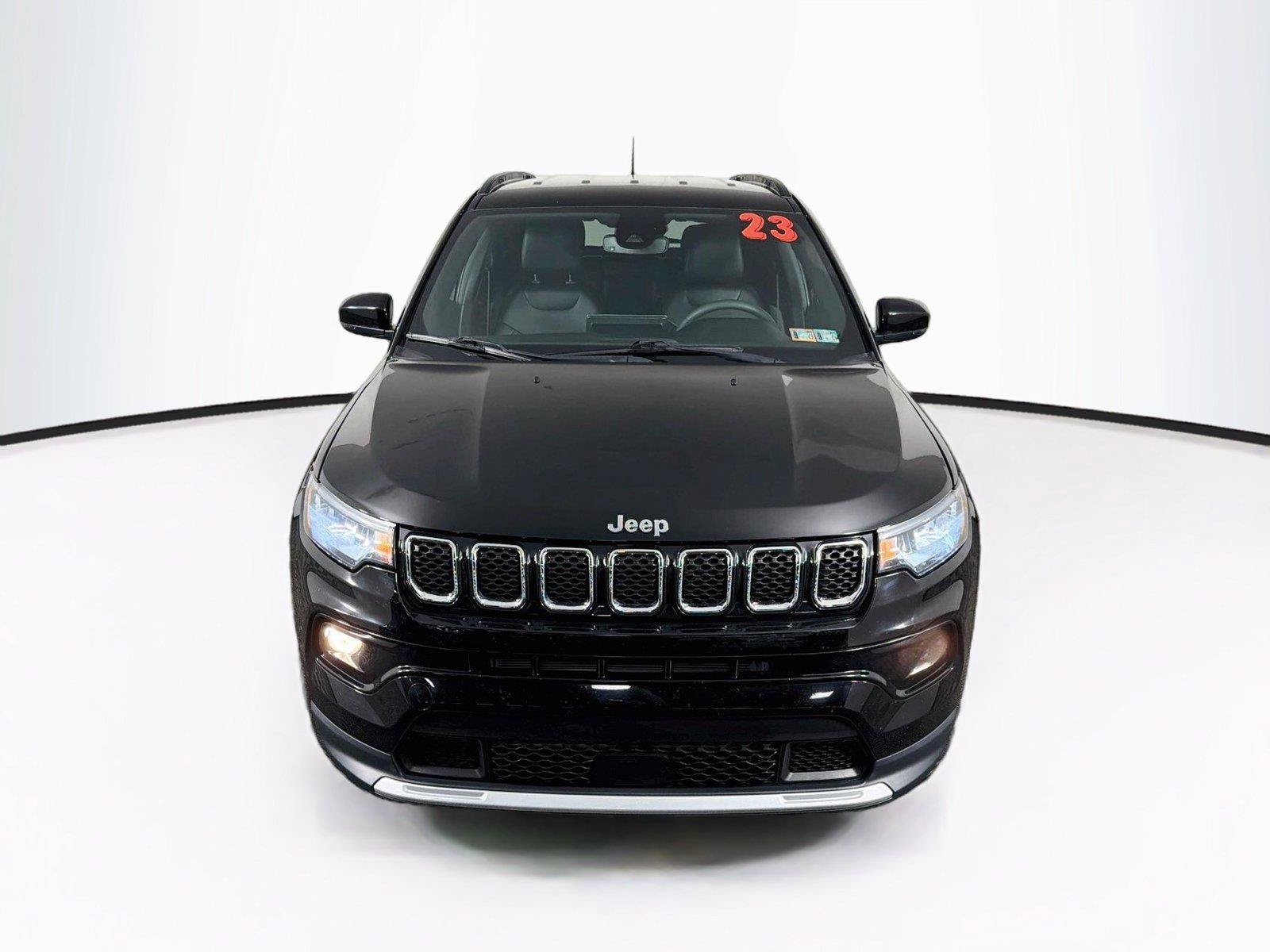 Used 2023 Jeep Compass Limited w/ Elite Group AWD/4WD image 13