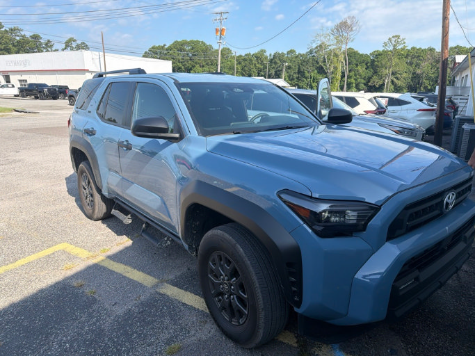 Used 2026 Toyota 4Runner SR5 AWD/4WD video 1