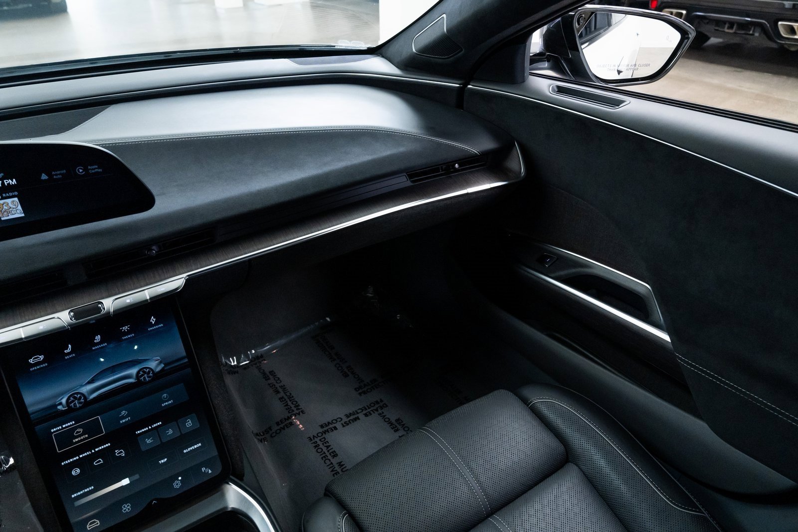 Used 2022 Lucid Air Grand Touring image 11