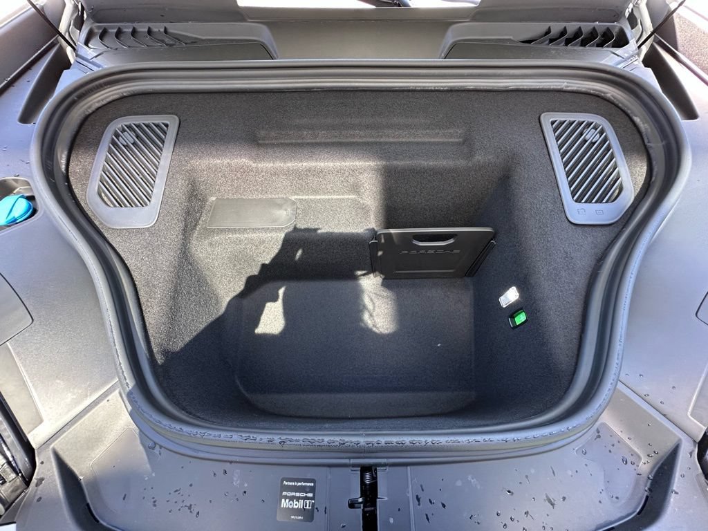 Used 2026 Porsche Macan Electric RWD image 42