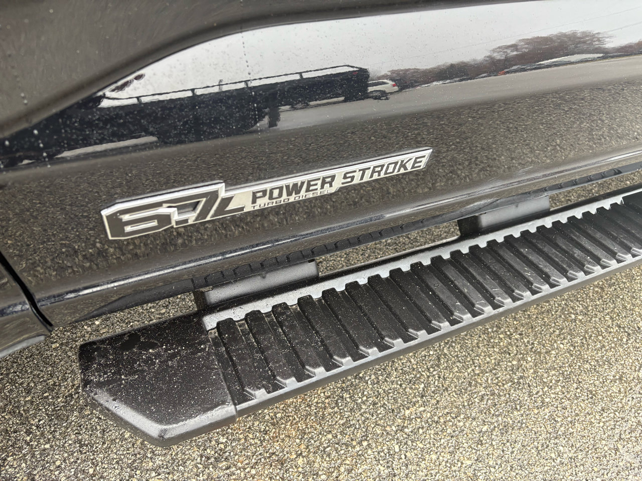 Used 2024 Ford F350 Lariat w/ Lariat Ultimate Package image 9