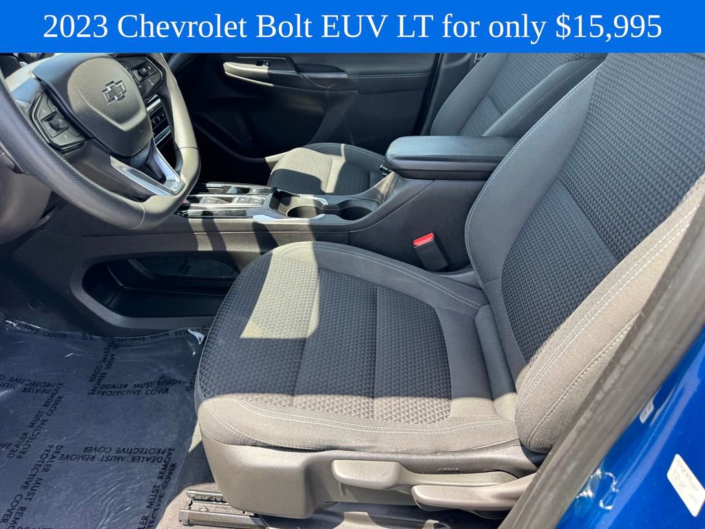 Used 2023 Chevrolet Bolt EUV LT FWD image 15