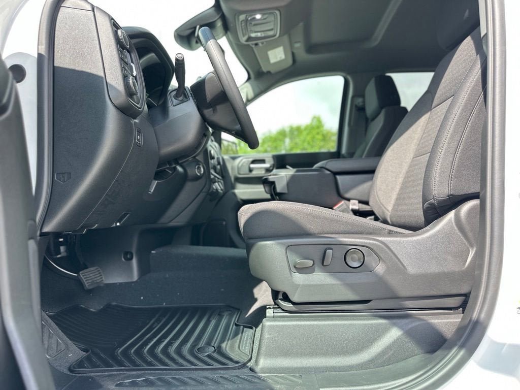 New 2026 Chevrolet Silverado 1500 Custom AWD/4WD image 19