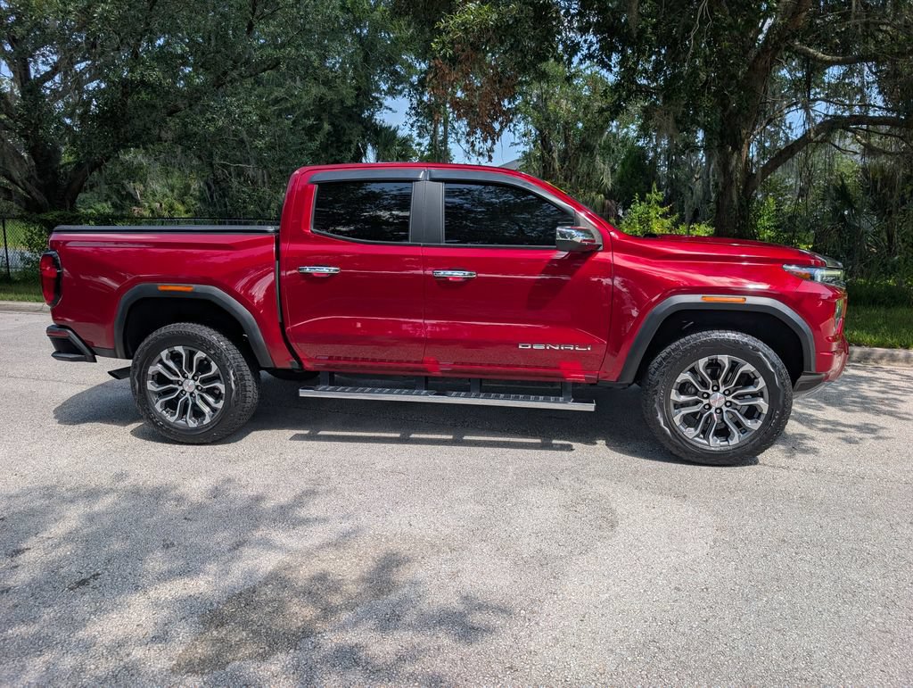 Used 2023 GMC Canyon Denali AWD/4WD image 10