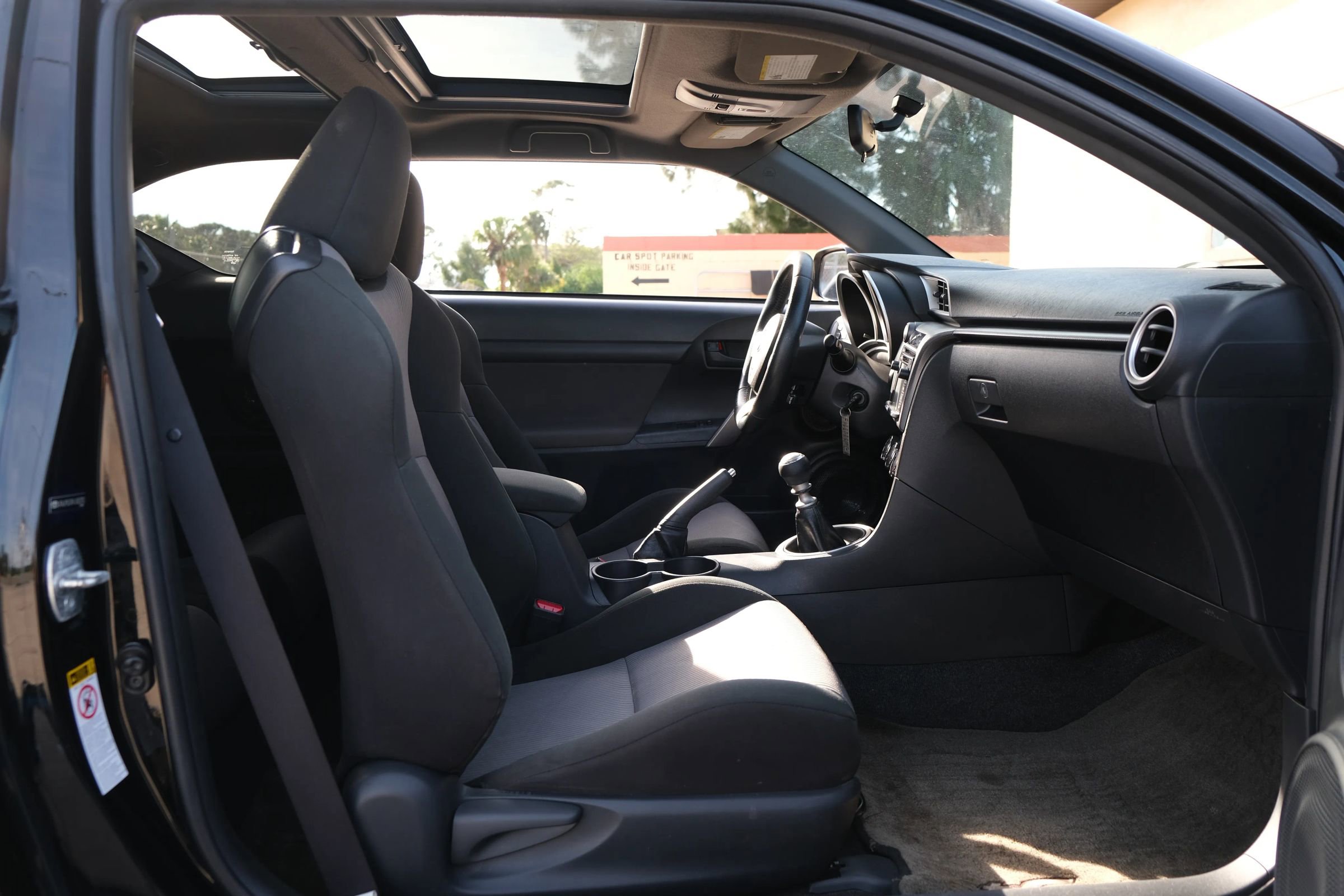 Used 2015 Scion tC image 23