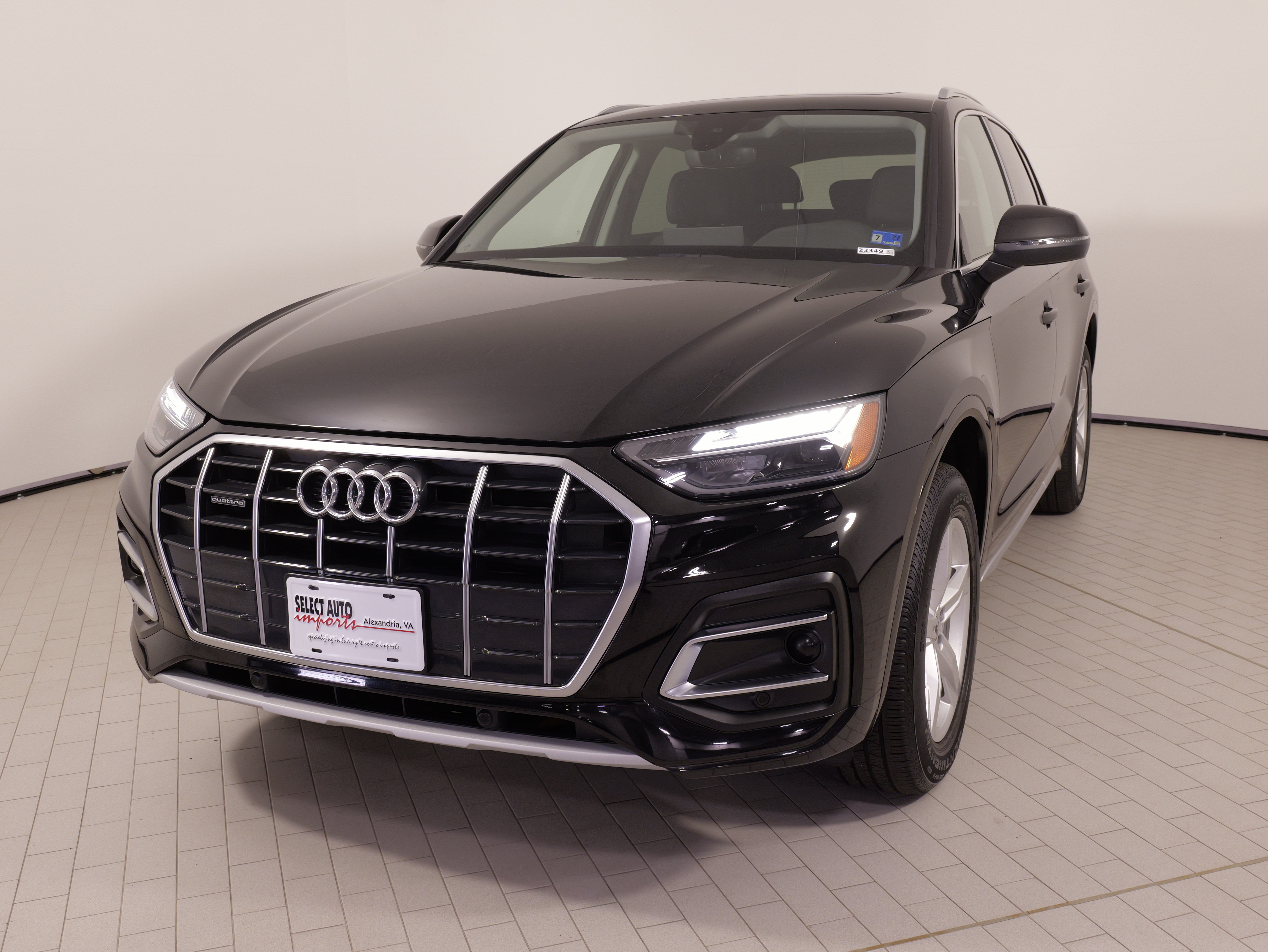 Used 2023 Audi Q5 2.0T Premium w/ Convenience Package AWD/4WD image 5