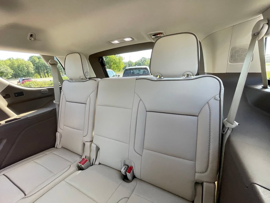 Used 2023 GMC Yukon Denali AWD/4WD image 27