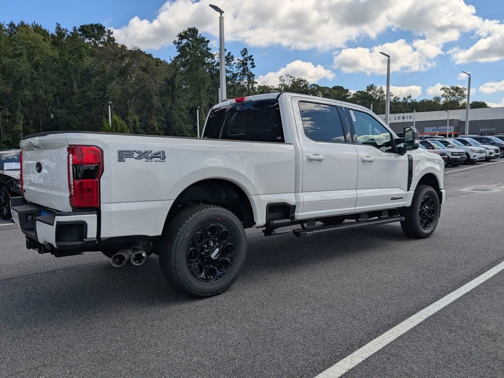 New 2026 Ford F250 Lariat w/ Black Appearance Package image 5