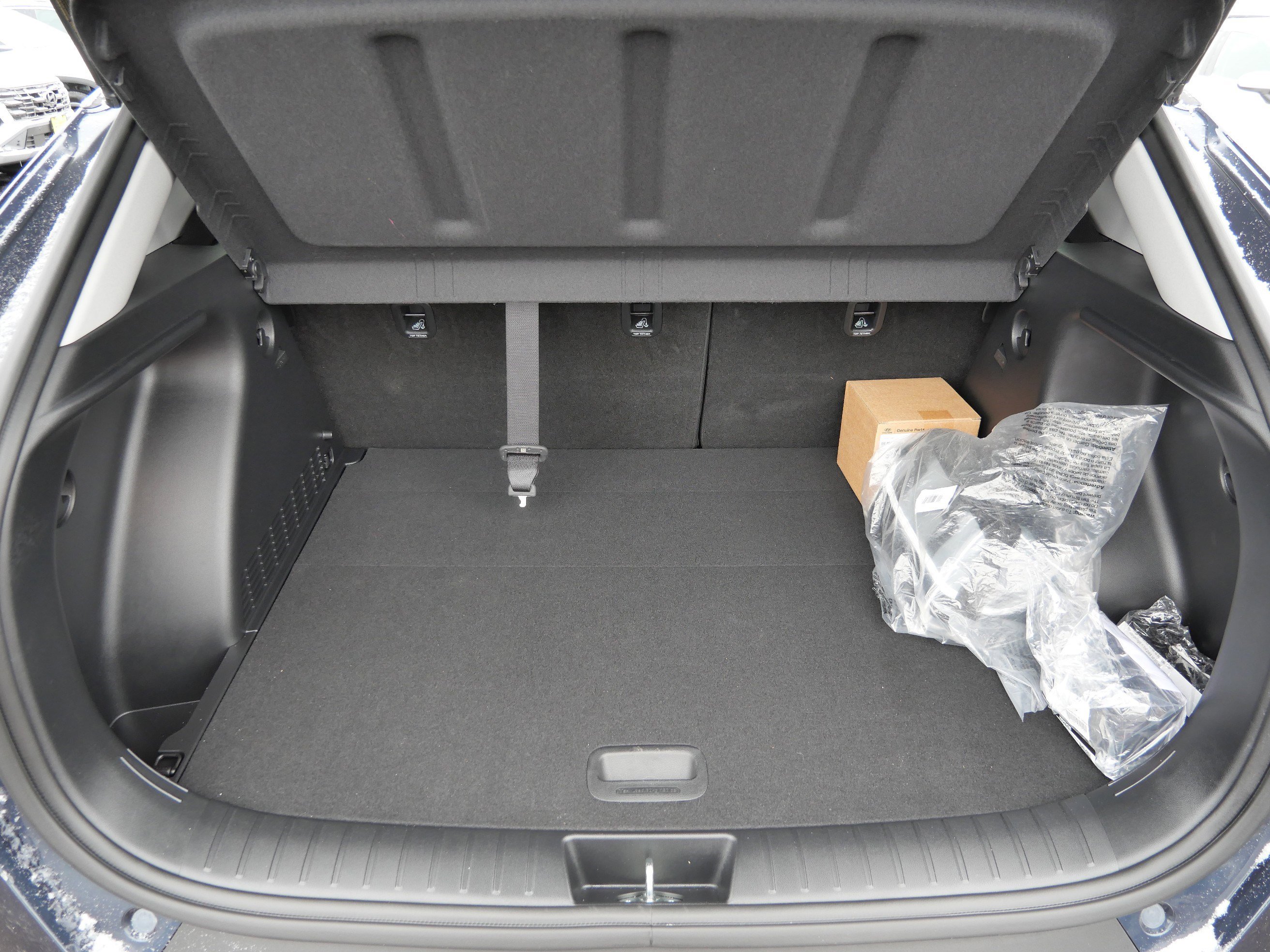 Certified 2025 Hyundai Kona SEL image 18