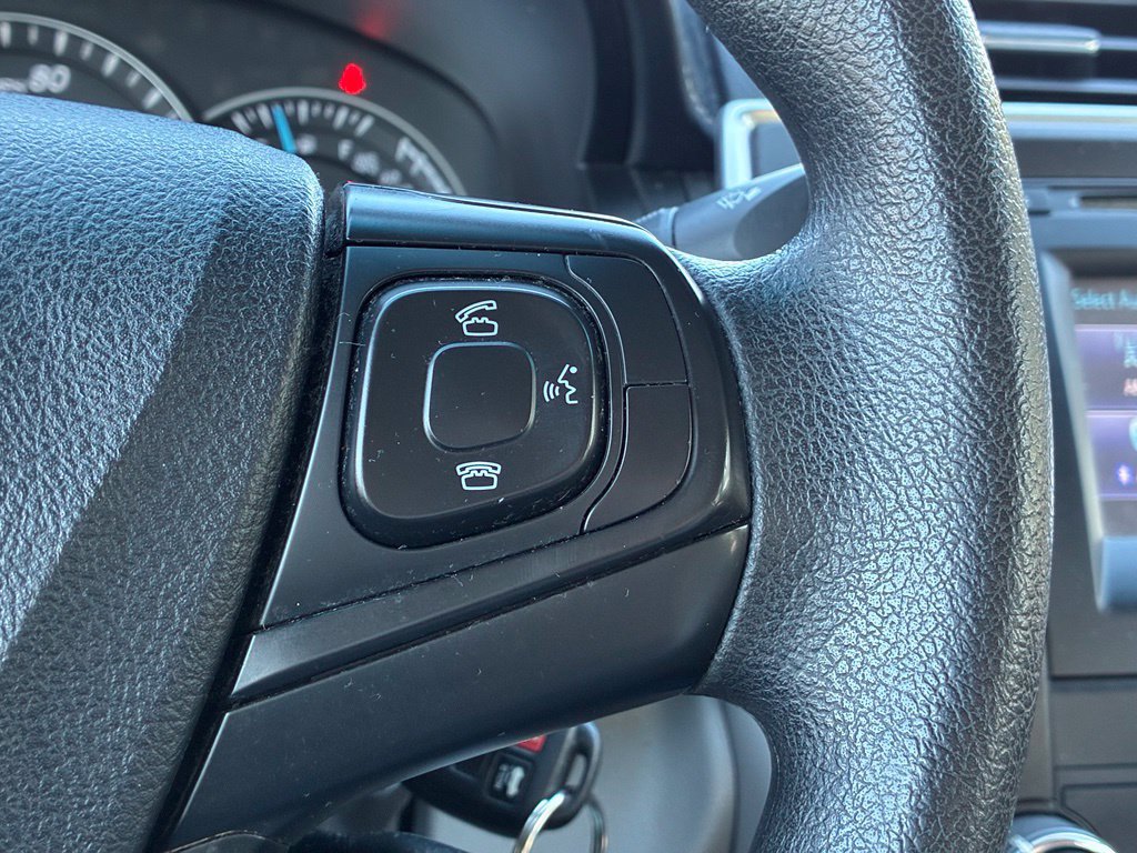 Used 2015 Toyota Camry LE FWD image 15