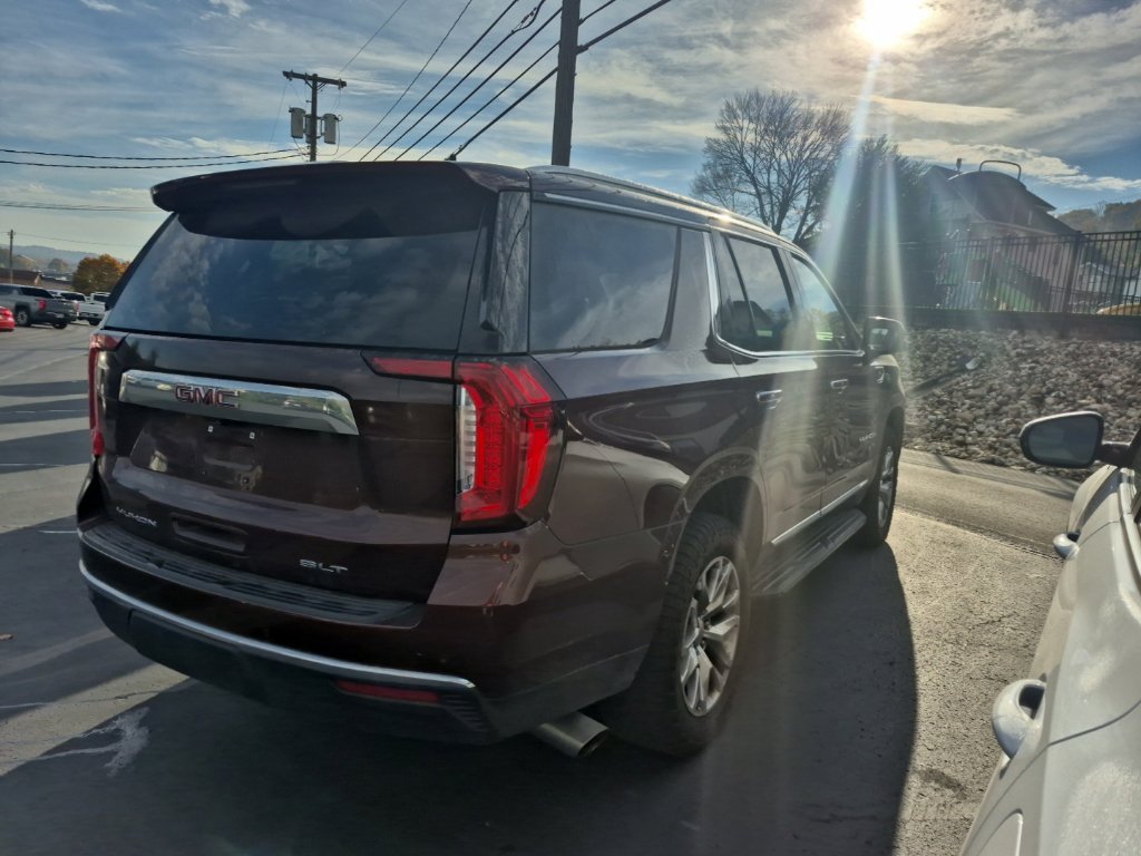 Used 2022 GMC Yukon SLT w/ SLT Premium Package AWD/4WD image 8