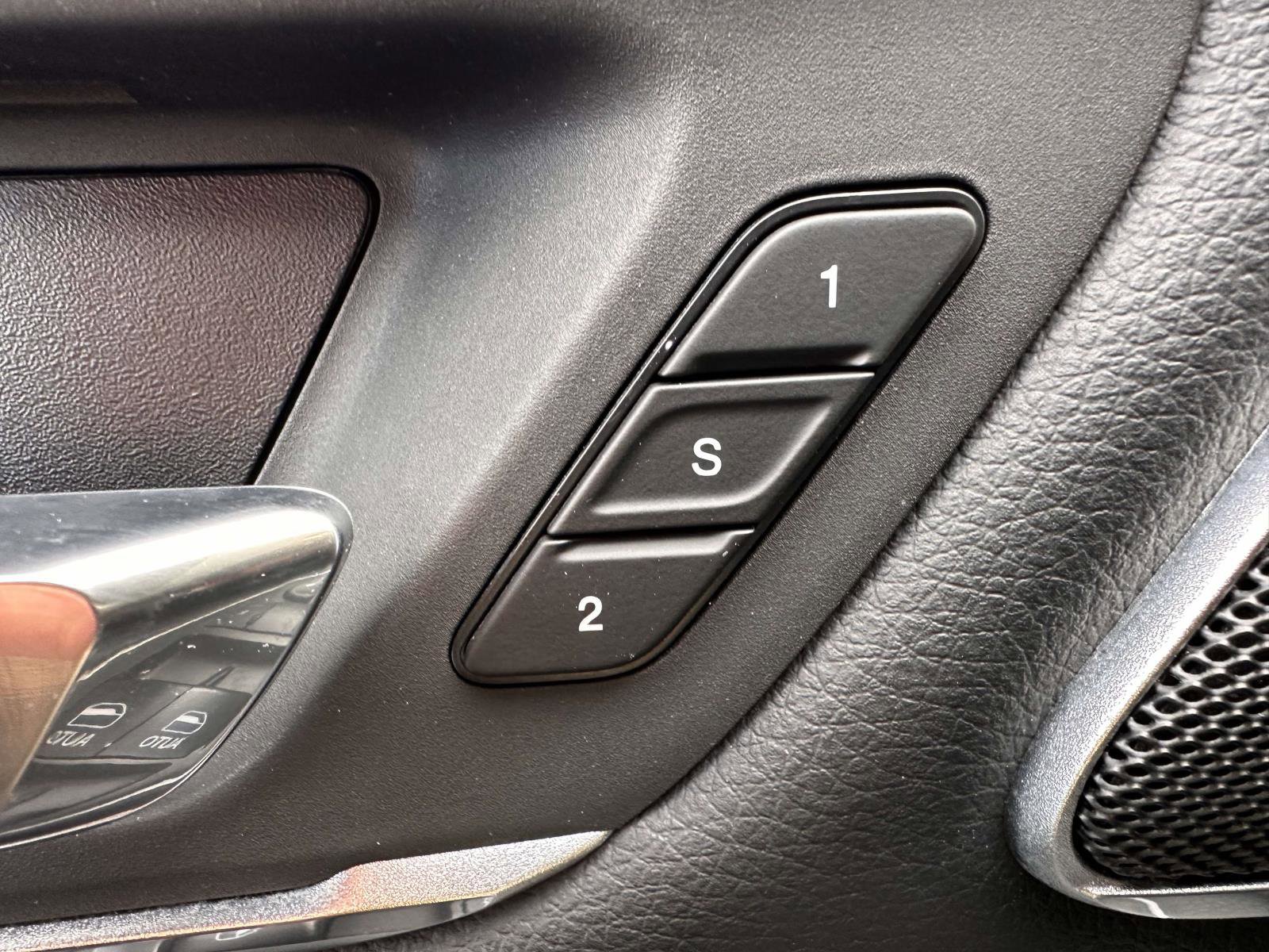 Used 2019 RAM 1500 Laramie image 11