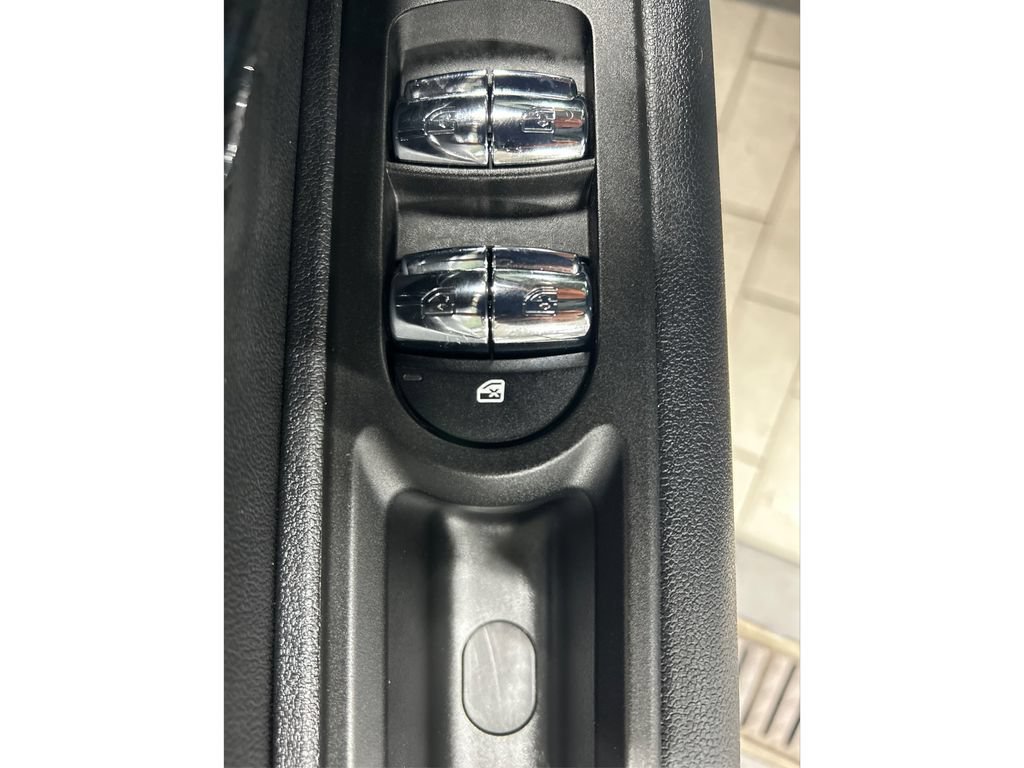 Used 2024 MINI Cooper Clubman S w/ Signature Upholstery Package AWD/4WD image 49